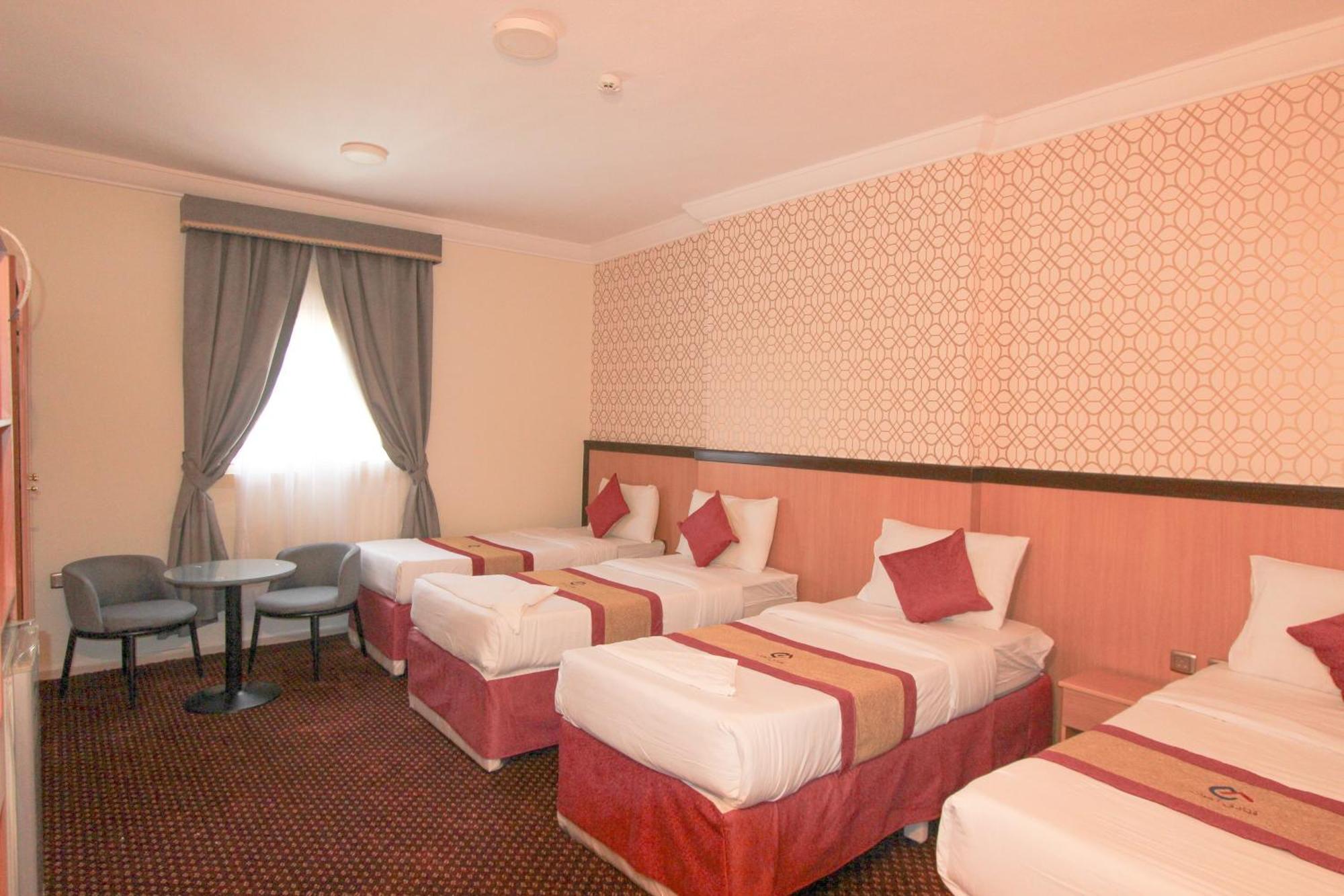 أعيان البركة Hotel