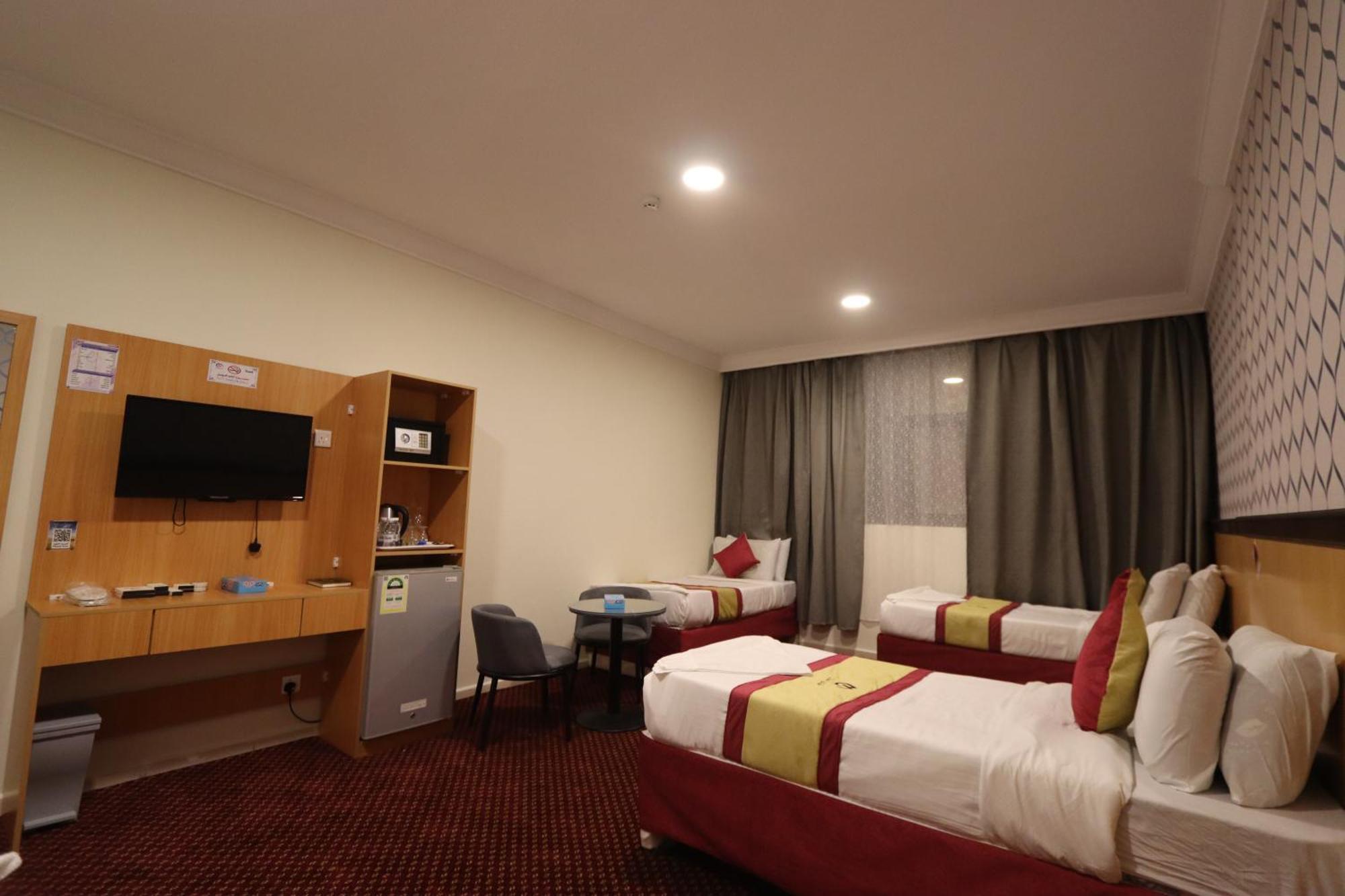 أعيان البركة Hotel 3*